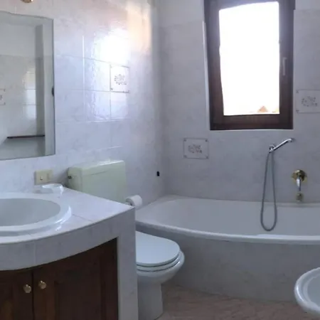 펜션 La Vecchia Torretta